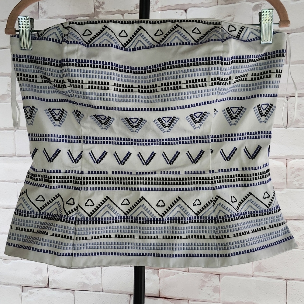 Geometric Patterned Skirt in Black and White